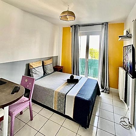 מלון Appartement Proche Gare Et Centre Ville מראה חיצוני תמונה